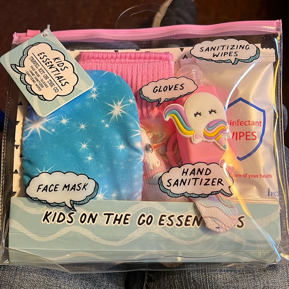 KIDS. ESSENTIALS.  GIRL